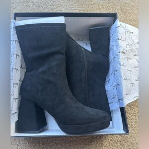 Lulu's Black Heeled Boots